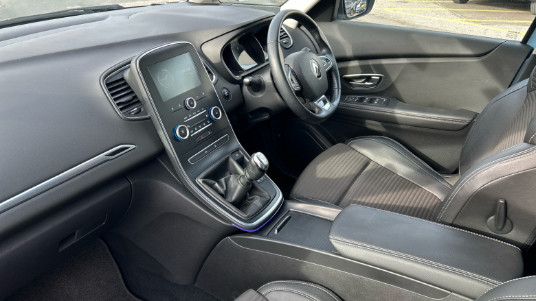 Renault Scenic 1.5 dCi Dynamique Nav 5dr Diesel Estate